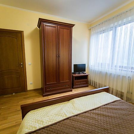Пори Року Guest House Sinyak  Luaran gambar
