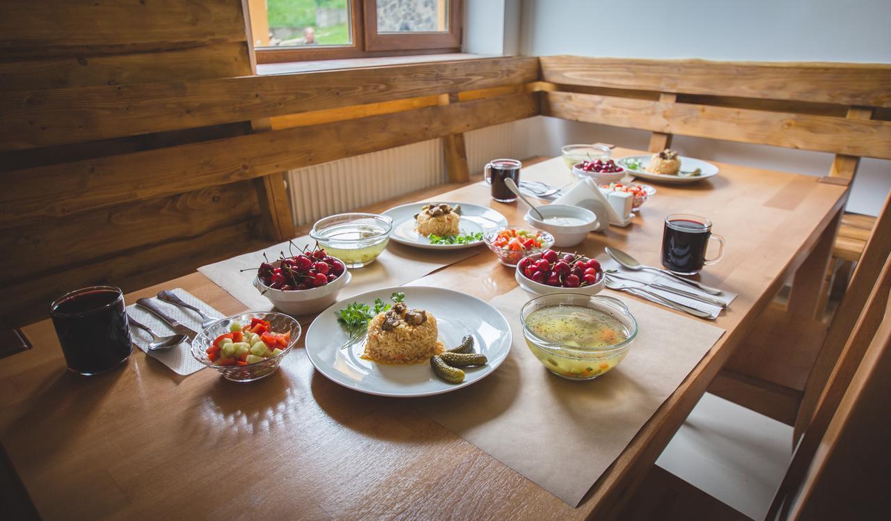 Пори Року Guest House Sinyak  Luaran gambar